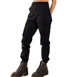 Wondery Outdoors Isabel 2.0 Cargo Pant